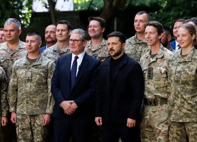 50亿军火不翼而飞，美国内讧乌克兰也躺枪，美方将不再资助乌克兰