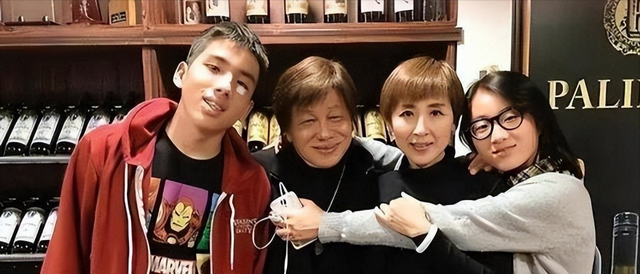 陈光标怒撕遮羞布：梁小龙哪里是病死，分明是被折腾死的！