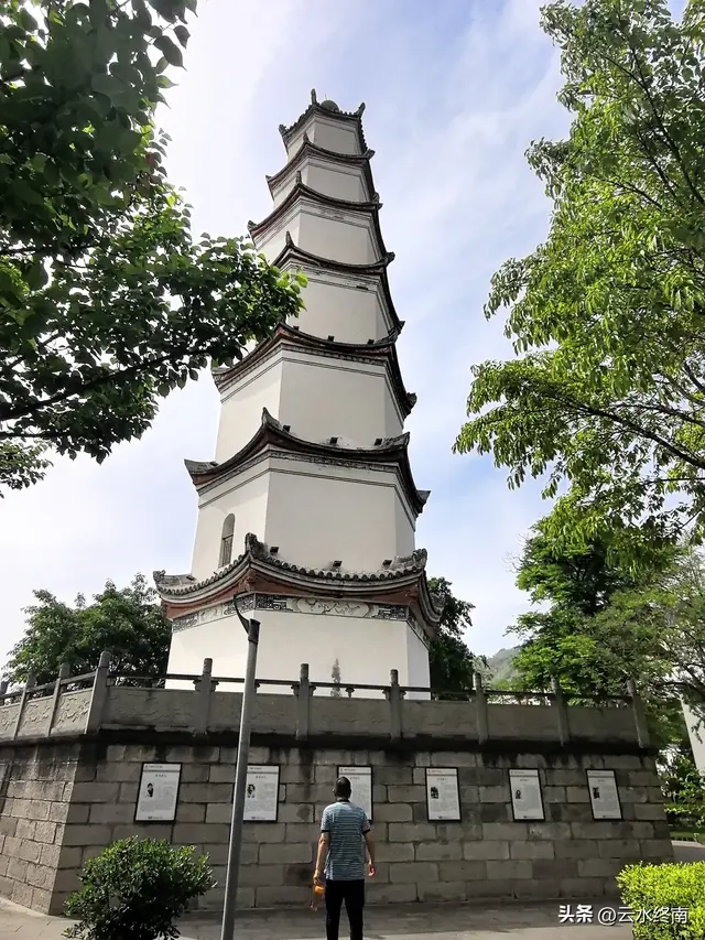 来三峡不来这个免费地方，真亏大了，不要光记着白帝城瞿塘峡