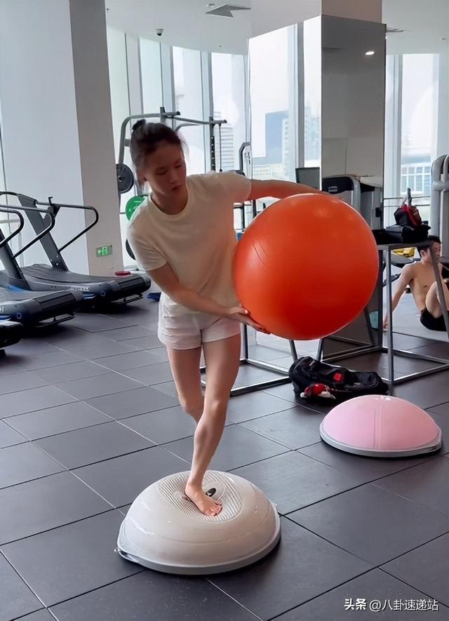 这一次当众落泪的陈芋汐	，给全红婵提了个醒，原来周继红说的没错