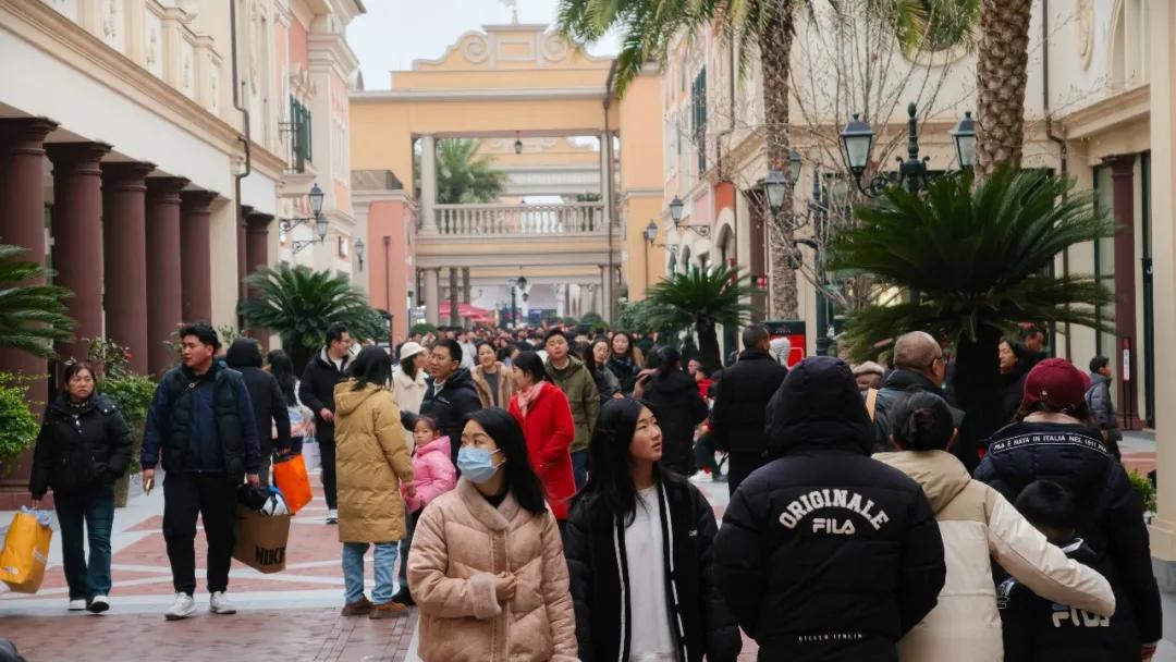 春节长假倒计时!来成都佛罗伦萨小镇,马上购好运迎新春插图1 春节长假倒计时!来成都佛罗伦萨小镇,马上购好运迎新春插图1