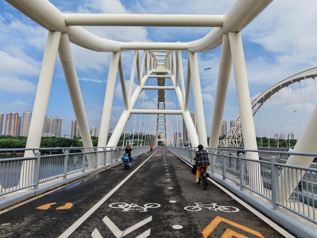 沈阳：风情万种南京桥