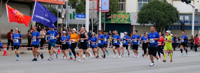 仫佬族最盛大的节日！广西罗城邀你这个周末来过依饭节咯~