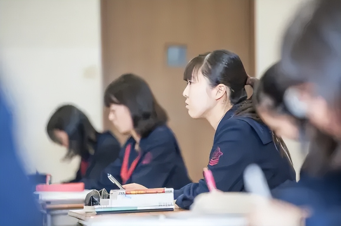 请输入图片描述 请输入图片描述