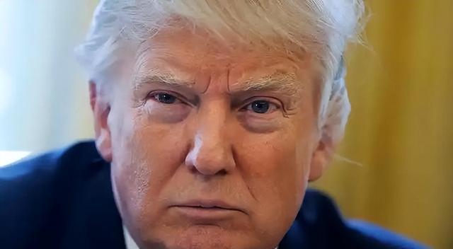 逃不掉了！38万亿债务炸雷，美联储急刹车，中国笑看美国自食恶果