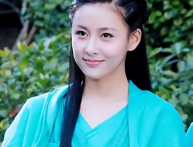 如果不是因为私生活太混乱，她现在的咖位不输杨幂、白鹿、高圆圆