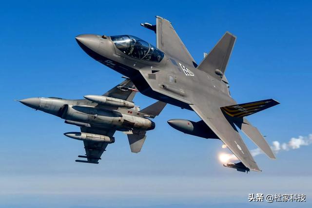 闹大了，日本刚被中国火控雷达照射，菲律宾此时非要找不自在？