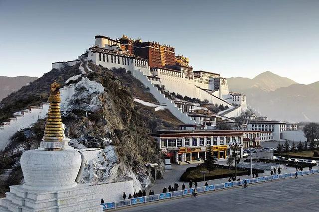 冬天游西藏才是真聪明！人少景美，关键还省钱。