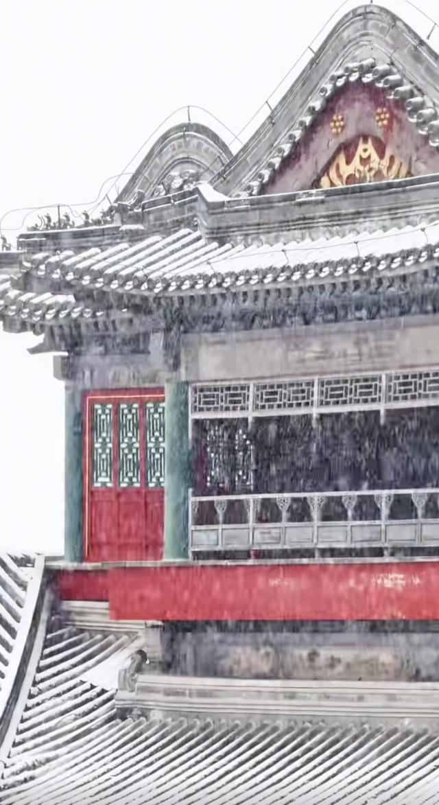 雪隆颐和园！古健秒变国风顶流，这才是中国人刻在骨子里的浪漫