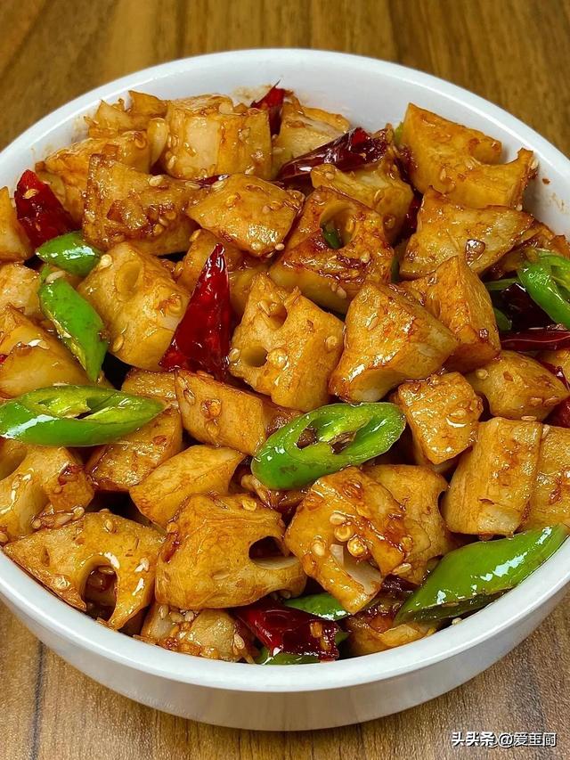 比白菜便宜比萝卜脆，大雪后要多吃，简单一蒸，爽口开胃胜过羊肉