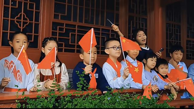 旬阳:“双节”圆满收官!文旅融合绘就亮眼答卷