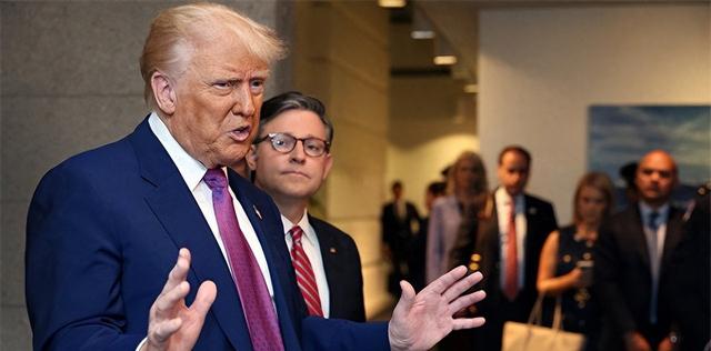 特朗普强撑关税！让中国进来建厂	，贸易战咋收场？