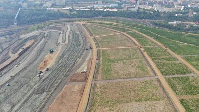 脱裤子放屁？中国最大露天矿、第一“天坑”回填，10年耗资千万！