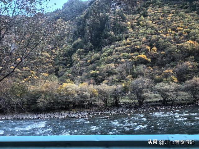 喀什经317到成都，色达县-都江堰，甲居藏寨、理小路、桃坪羌寨