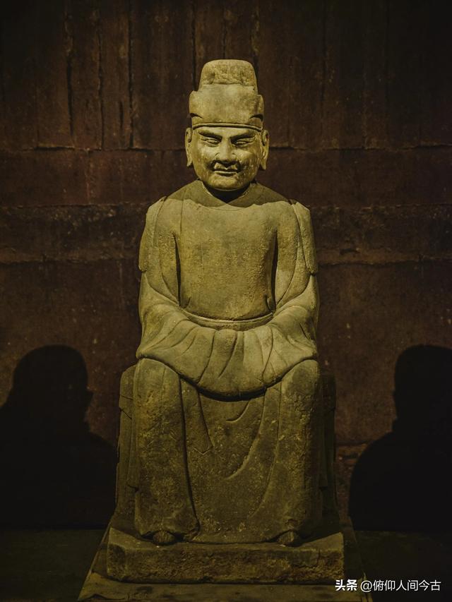 中国唯一一座地上帝王陵墓，超罕见！