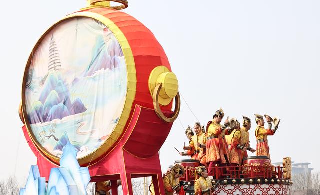 #运城头条#山西绛州：千年古州元宵节策马迎春乐翻天