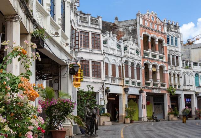 海口旅游，推荐海口10个必打卡的景点，治愈系的海滨城市，超好玩