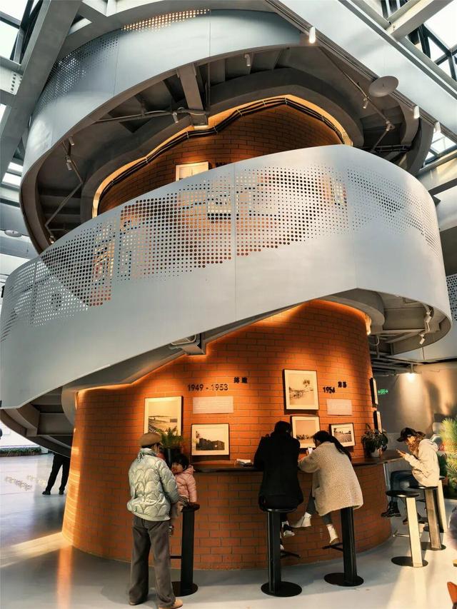 海淀这个“老砖窑”里的艺术区，怎么玩？攻略