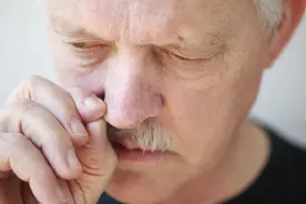 鼻塞是什么引起的？不吃药，可以治好吗？图片