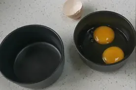 蒸水蛋一道家喻户晓的美食，只是这么香滑软嫩的你吃过吗？图片