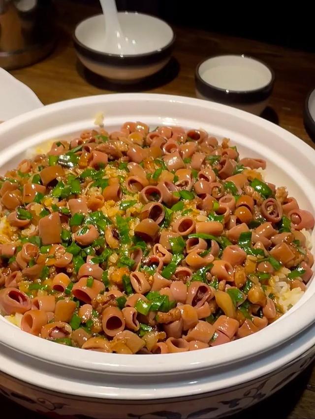 海风里的烟火盛宴：青岛十大名吃图鉴