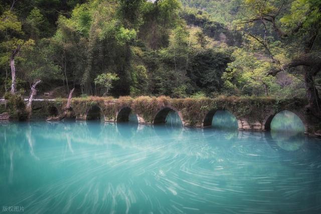 我四川人，去了趟贵州荔波，实在是忍不住想说：对荔波的 3 点印象
