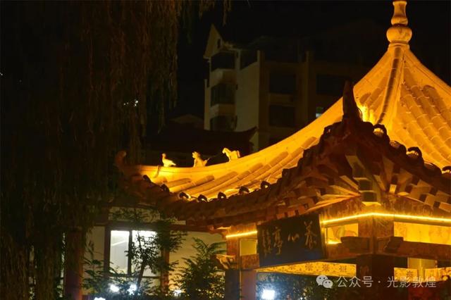 敦煌党河风情线绝美秋色引客来（之一）