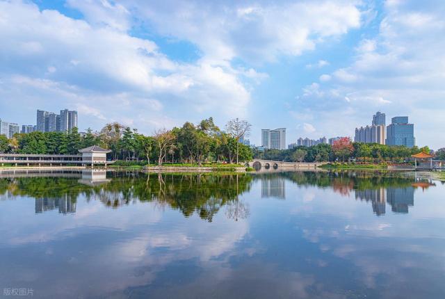 王平散文欣赏 || 荔湾湖春游感怀