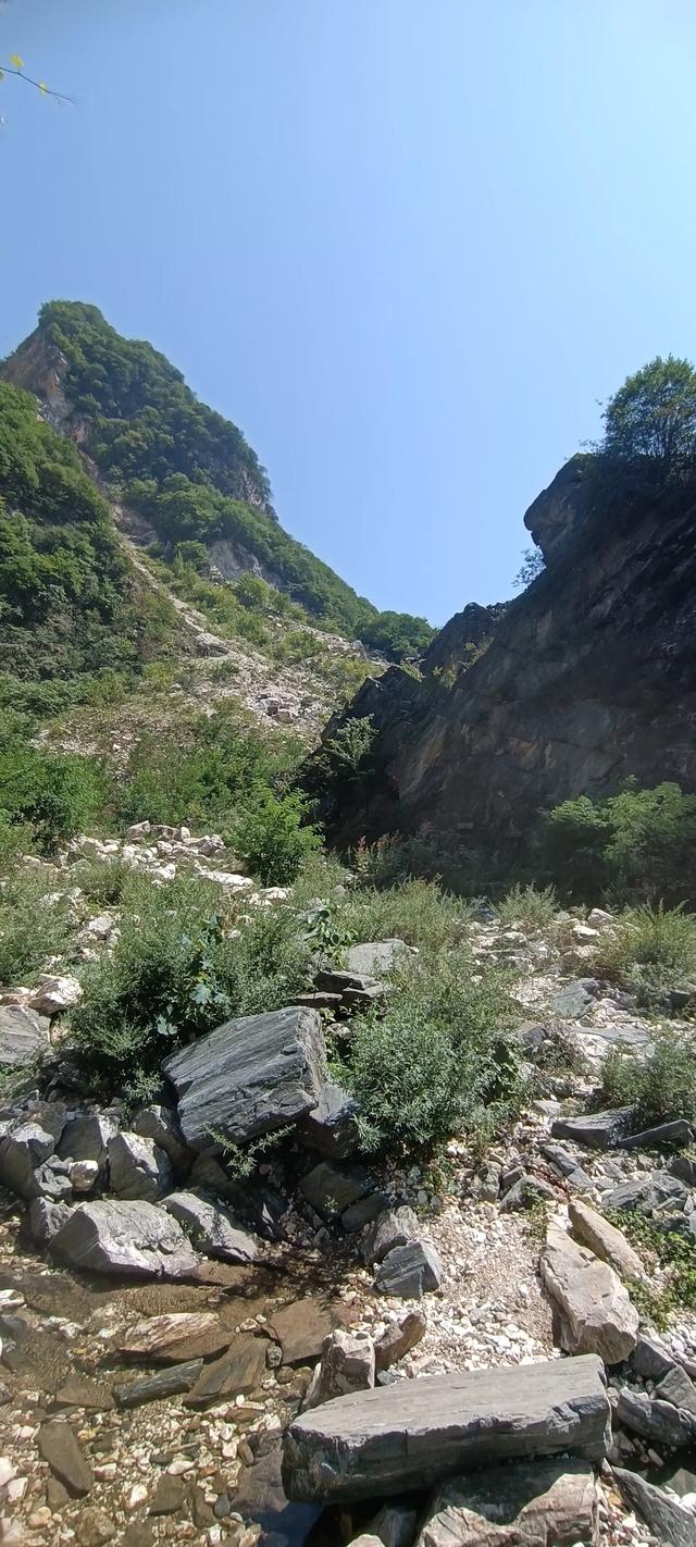 骆峪傥骆古道风景不错！