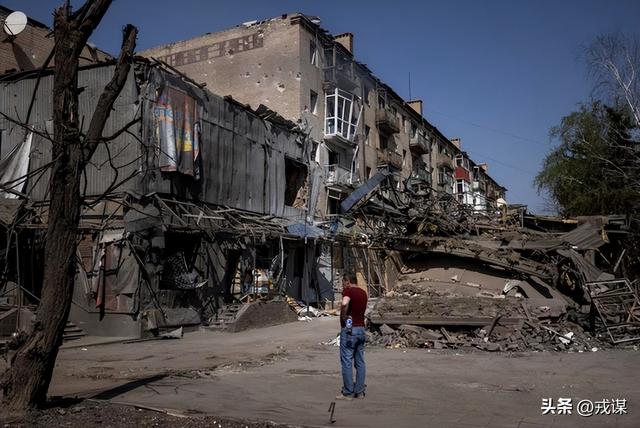 美俄迈阿密密谋和谈，乌克兰领土换和平！泽连斯基敢掀桌子吗？