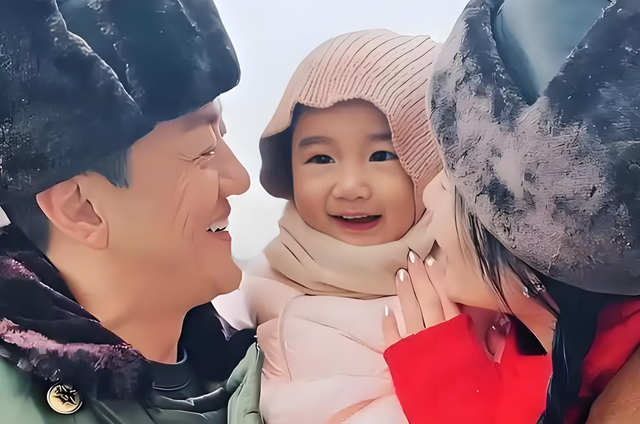 被誉“天后收割机”，五段感情两次离婚，为何女人纷纷离开李亚鹏