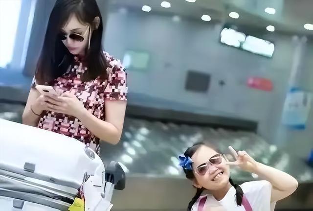 王宝强儿子已长大，是谁的亲儿子一目了然，观众：太像了