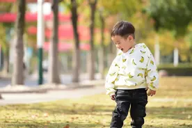 7岁的他腺体样、扁桃体肥大，睡觉打鼾，坚持保守治疗后好转图片