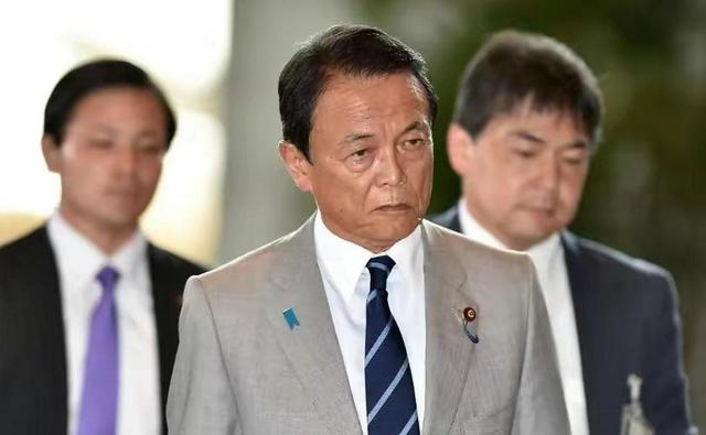 日本政坛巨震！166票封喉 公明党倒戈，高市时代或终结	，中方回应