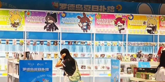 “爆米花”们！快来打卡这两个超出片的潮玩街区