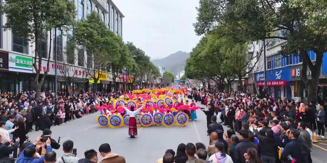 2025汉中秦岭熊猫音乐嗨唱季 | 留坝邀约：火烧店稻田星空下，共赴非遗盛宴~