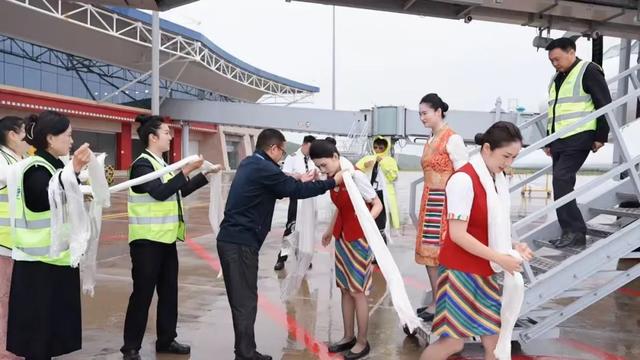 新航线！红原机场成都 ⇌ 红原 ⇌ 温州航线7月21日正式开通