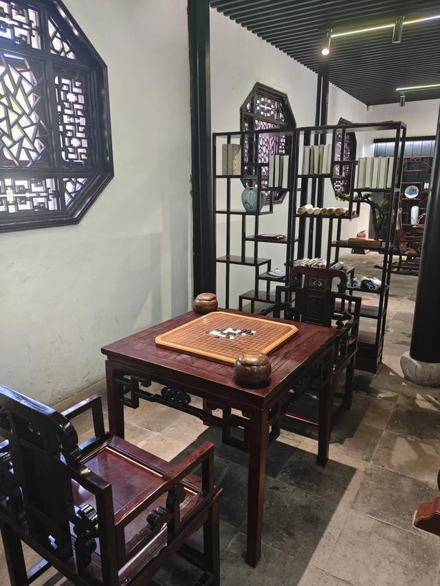 “富土”中的同里