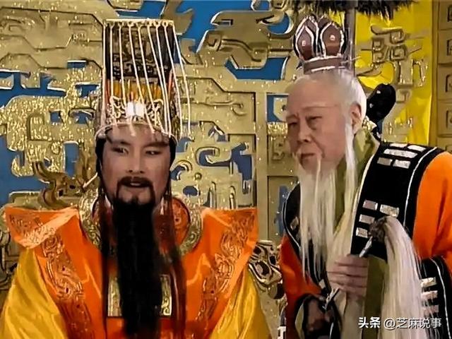 牛为啥没上门牙？当年传错玉帝圣旨，挨踹还辈辈种地