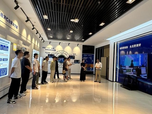 中国化学重机公司第三届“爱在化学 一‘建’倾心”联谊活动举办