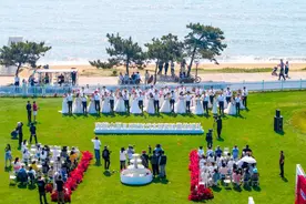 日照这场集体婚礼甜度拉满！现场太浪漫……图片