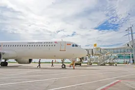 三峡机场T2B航站楼正式启用图片