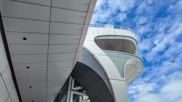 广州白云T3航站楼启用：全国最大单体机场诞生，岭南花城新地标