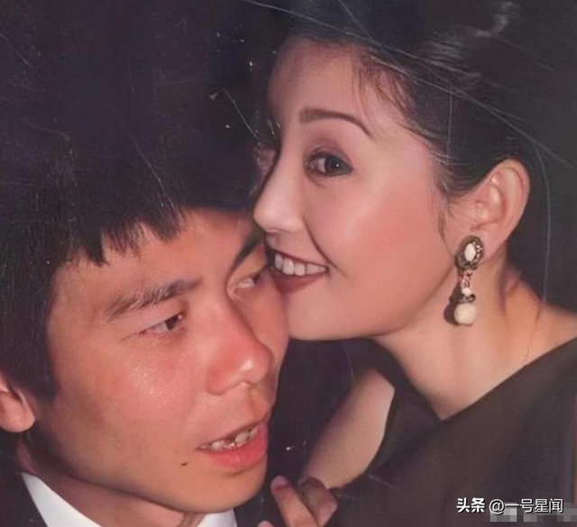 世上没有后悔药？离婚传闻真相大白后的徐帆，已经走了另一条路