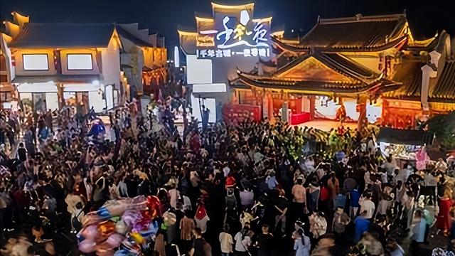 苏超经验可复制？省超撑起文旅KPI赛场爆满，让当地文旅增收百万