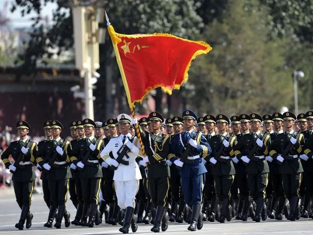 九三阅兵越来越近，李在明发现得罪不起中国，决定派人送上亲笔信