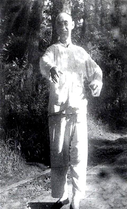 从“傻站”到宗师境：王芗斋大成拳站桩20字真诀释义