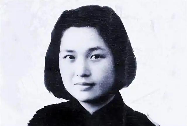 傅作义接到兵败电报，突然问女儿：你是毛泽东还是聂荣臻派来的