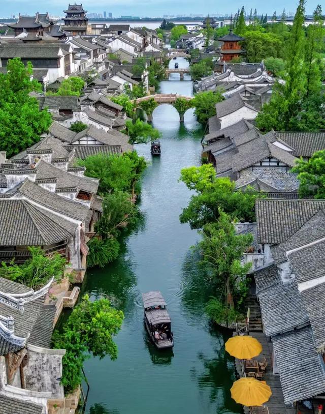 有生之年，总得去趟海宁盐官吧，感受下“天下奇观”的震撼