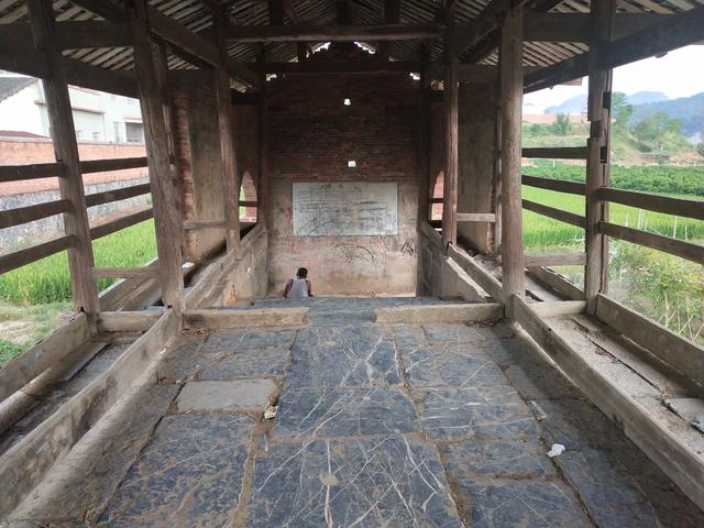 走近桂林全州文桥东峰桥，《全州志》康熙版中列为全州县内第一桥